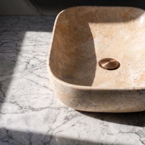 Aufsatzwaschbecken Apate in Marmor-Optik – elegant und pflegeleicht - Zusatzbild